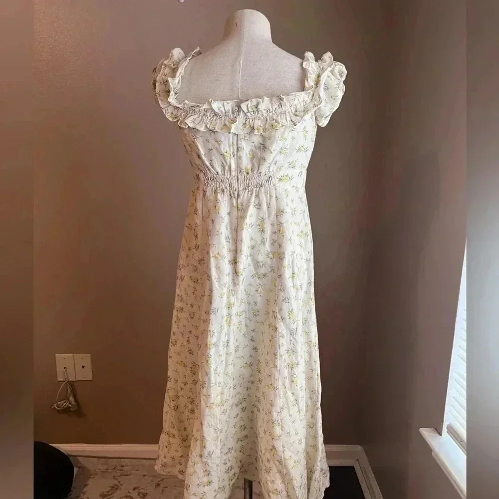 Ever New Curve bardot frill midi dress in lemon ditsy floral size 6 - Picture 4 of 8